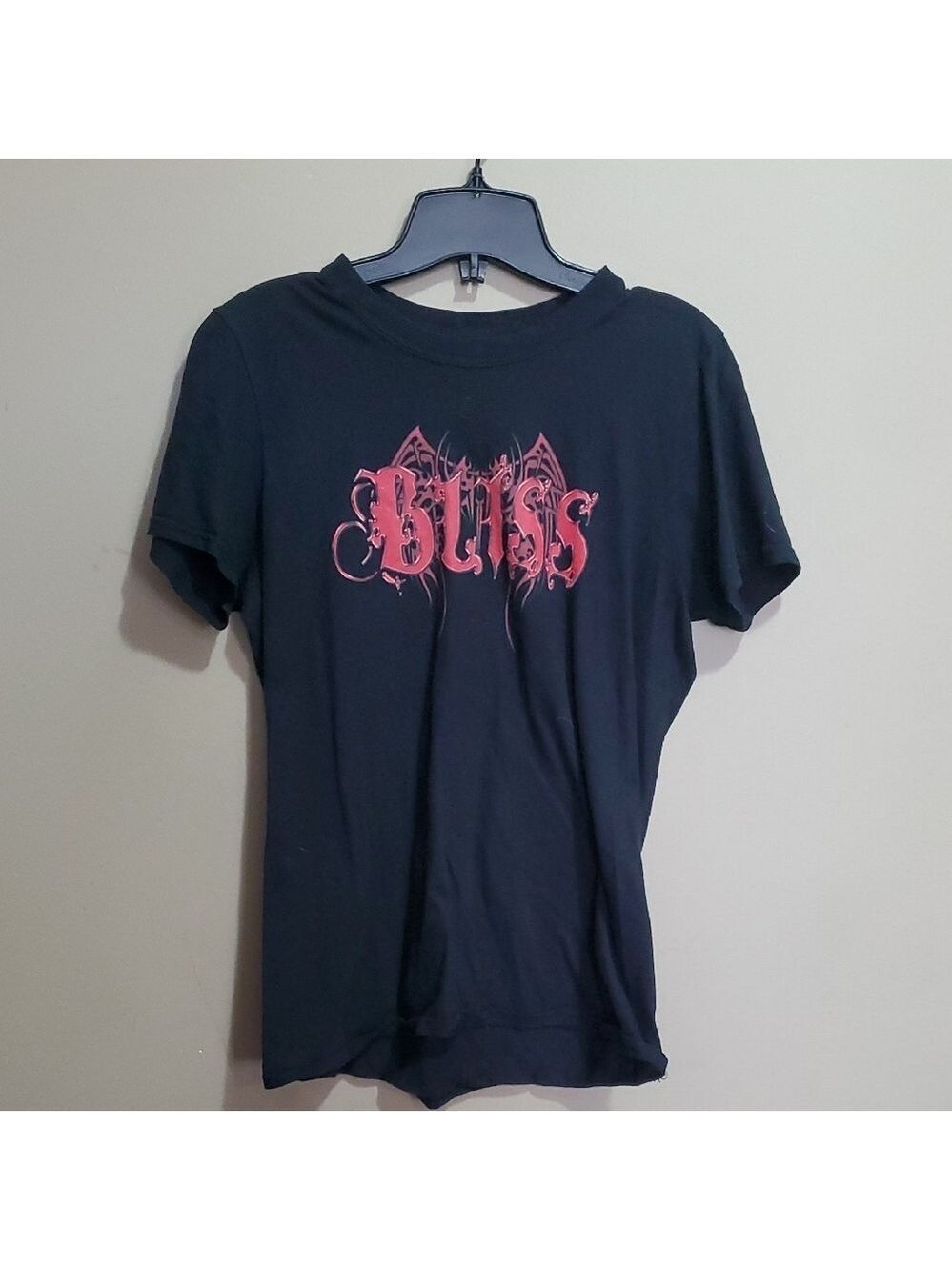 Black Graphic T-Shirt with Red Design Size Small